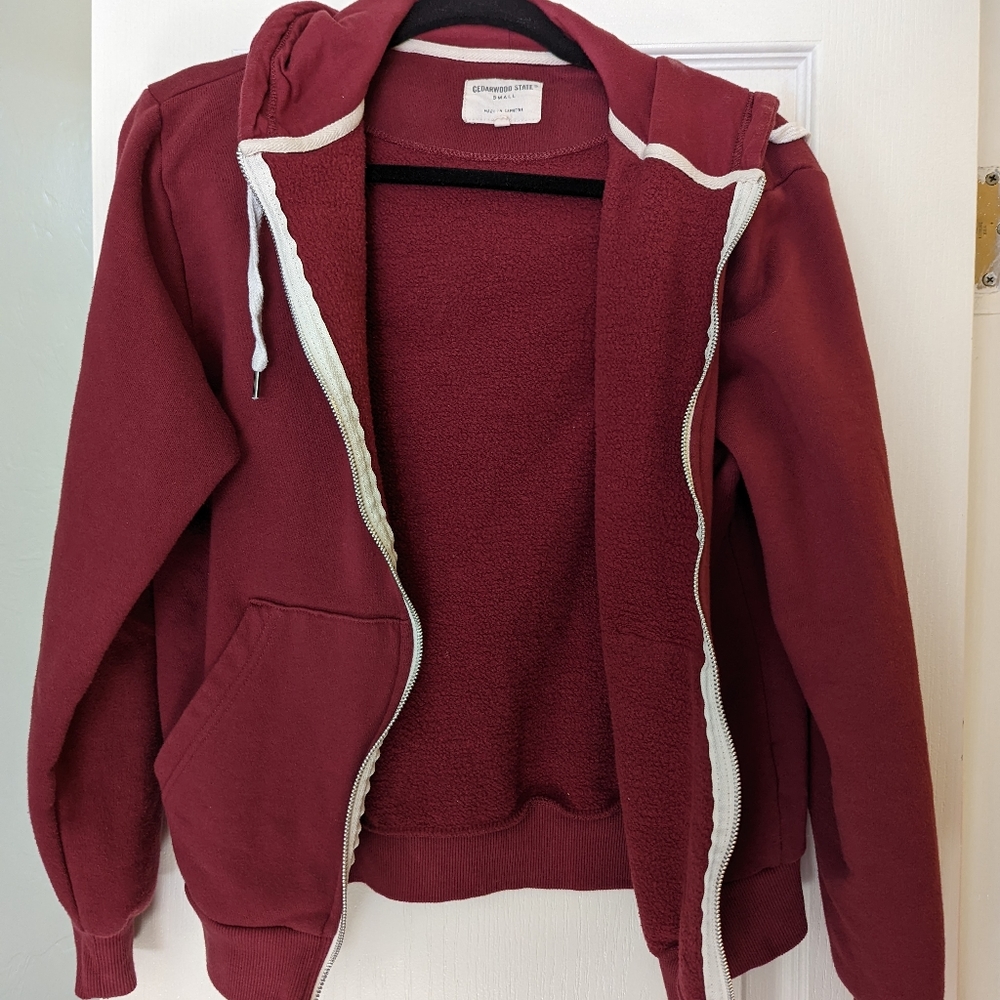 Soft and Hip Jacket